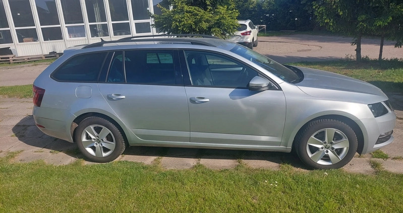 Skoda Octavia cena 77000 przebieg: 68800, rok produkcji 2020 z Olsztyn małe 379